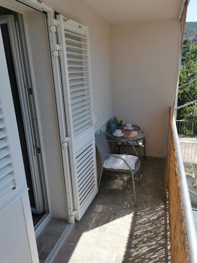 Apartman Jela Шибеник Екстер'єр фото
