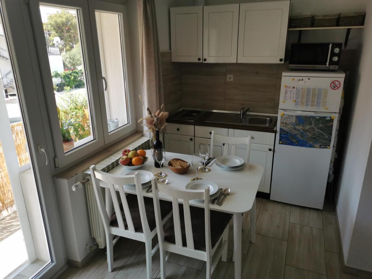 Apartman Jela Шибеник Екстер'єр фото